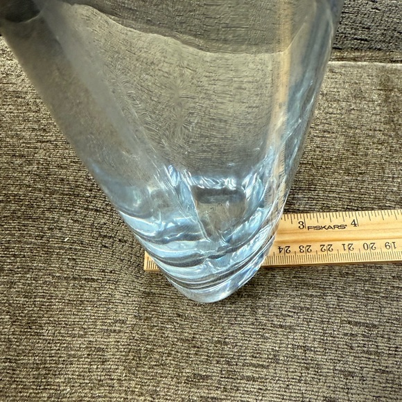 Vintage Large Thick Heavy Clear Triangle Art Glass Vase. - Picture 10 of 11